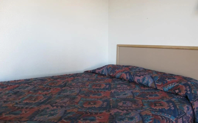 Economy Inn Motel