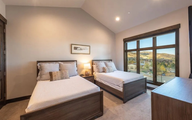 Blackstone by Canyons Village Rentals