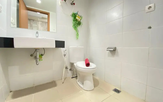 Bright Studio Room at Beverly Dago Apartment