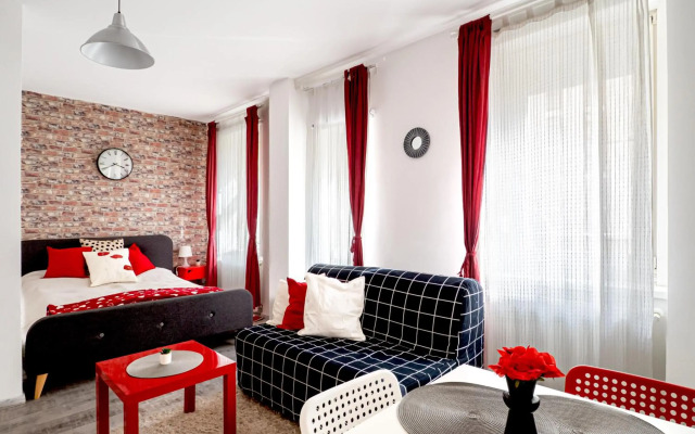 Colors Apartment