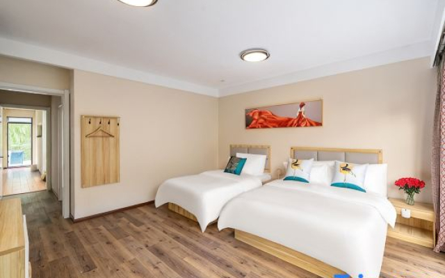 Huamanxi Homestay (Zhujiajiao Puxiang Road)