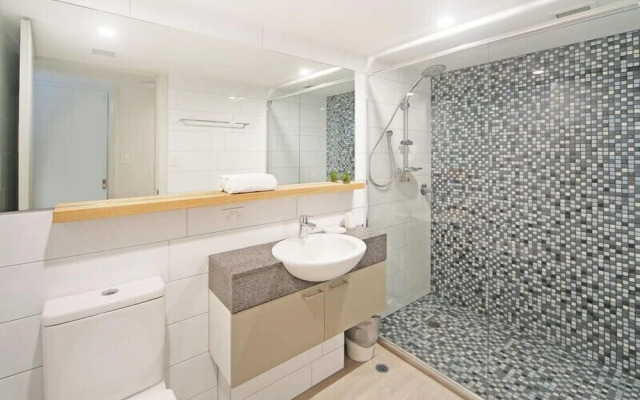 Portsea North Apt 5