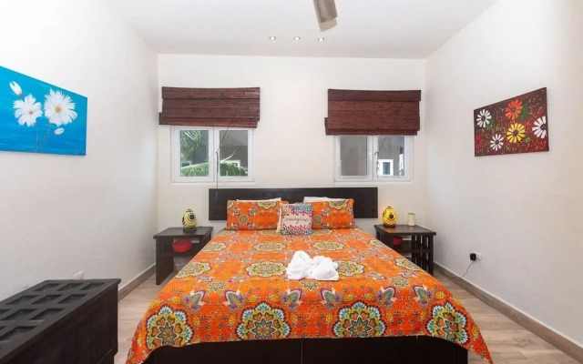 Pelican Penthouse -mangrove Dock 3 Bedroom Home by RedAwning