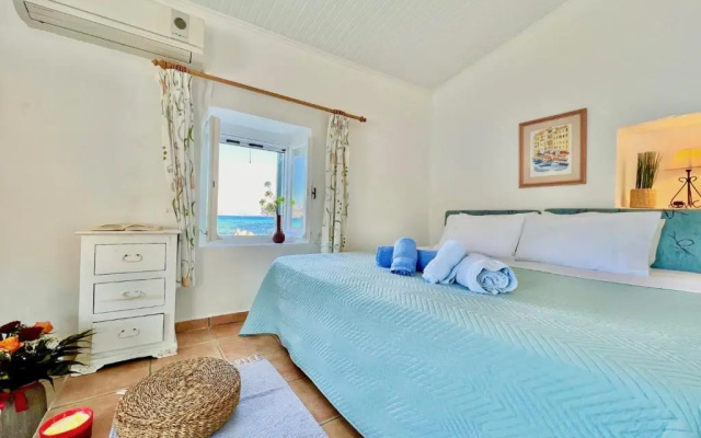 Apraos Beachfront Studio