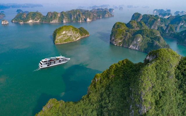Athena Royal Cruise