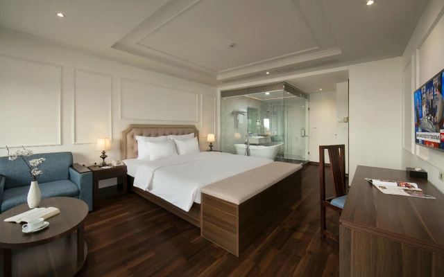 Quoc Hoa Premier Hotel and Spa