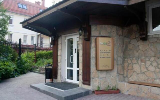 Гостиница Tea Rose в Екатеринбурге 6 отзывов об отеле, цены и фото номеров - забронировать гостиницу Tea Rose онлайн Екатеринбург вид на фасад