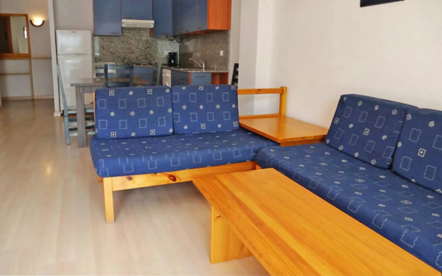 Port Canigo Apartments