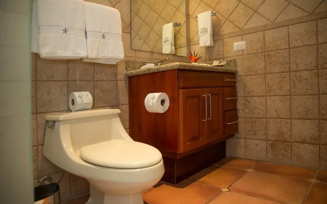 Hotel & Suites Residencia Pacifico