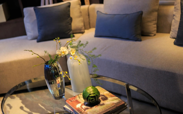 Отель Renaissance Beijing Wangfujing Hotel