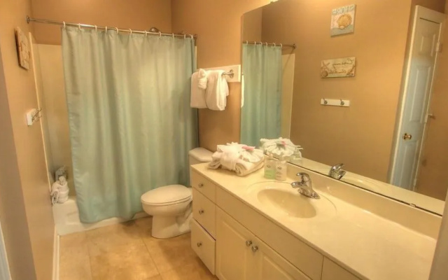 Weston - 3 Br Condo