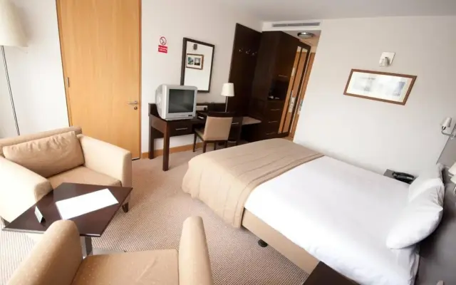 White Sands Hotel