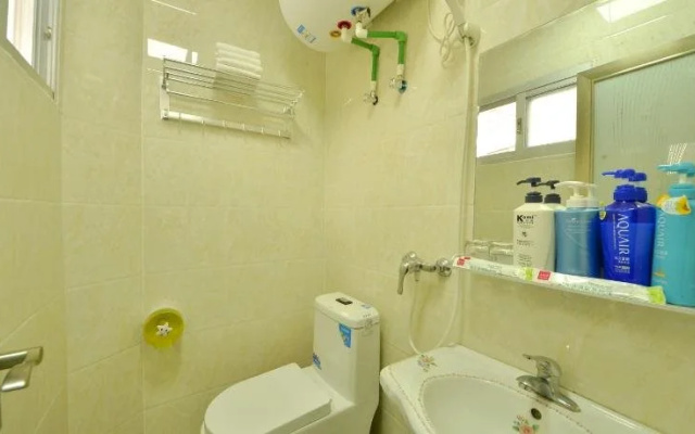 Nanjing Yunshuiyao Haixi International Hostel
