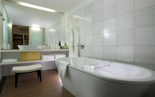 Islington Hotel