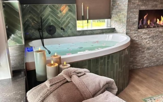 Wellness Tuin  Luxury Suites & Lodges