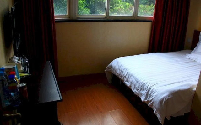 Chongqing Longfeng Business Hotel