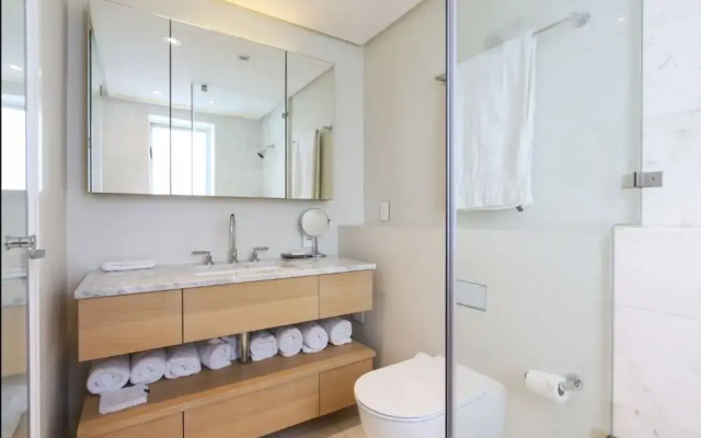 Canal View Two Bedroom Luxury Apartment - 507
