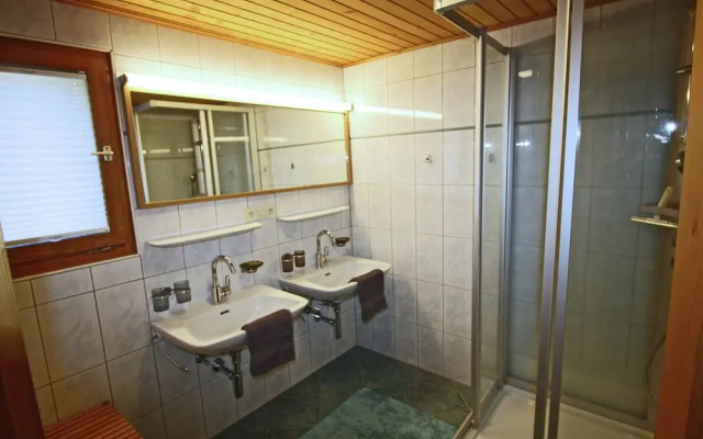 Cozy Holiday Home in Egg near Ski Area