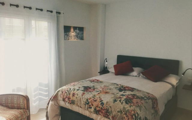Turistic Girona - Piso de 3 habitaciones