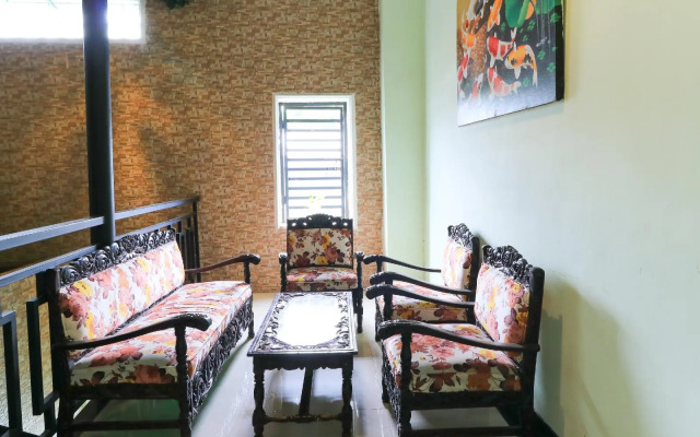 Labuana Homestay and Cafe Garden Makassar