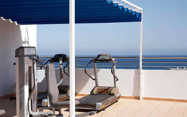 Отель Seaside Sandy Beach