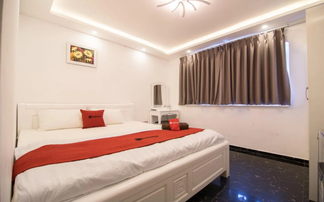 The Phoenix 74 Hotel