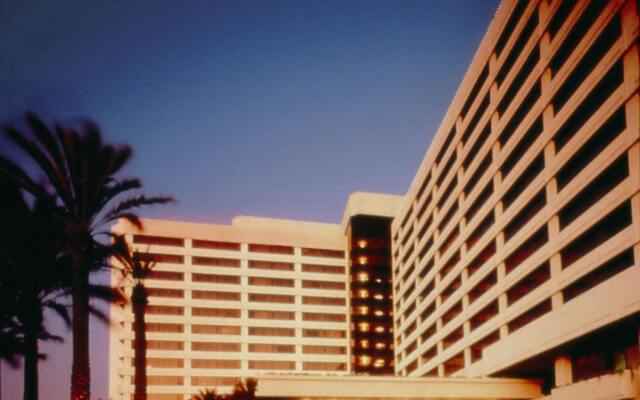 Отель The Westin Los Angeles Airport США, Лос-Анджелес - отзывы, цены и фото номеров - забронировать отель The Westin Los Angeles Airport онлайн вид на фасад