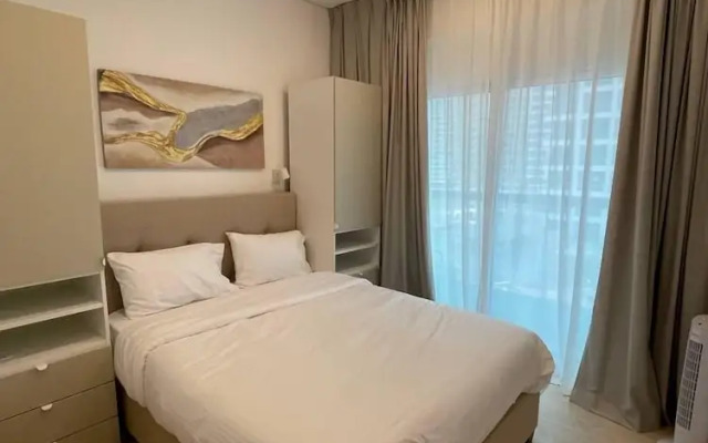 Cozy 2 bedroom near metro in JLT
