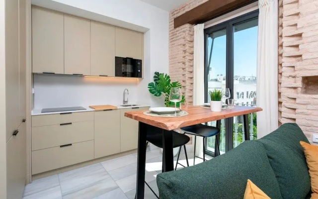 Bright Apartment in Seville San Vicente IV