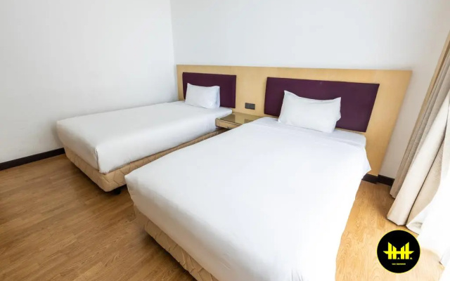 Apartments @ Imperial Suites Kuching