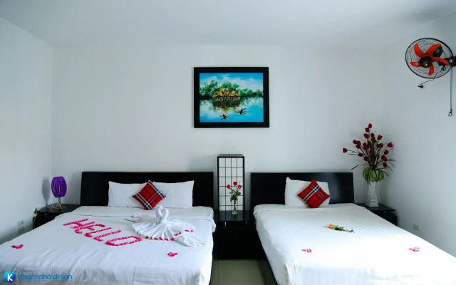 Homeland Hotel