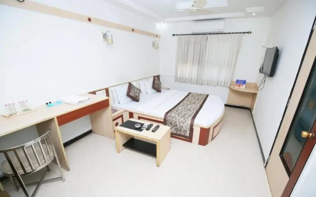 Hotel EverKrishna