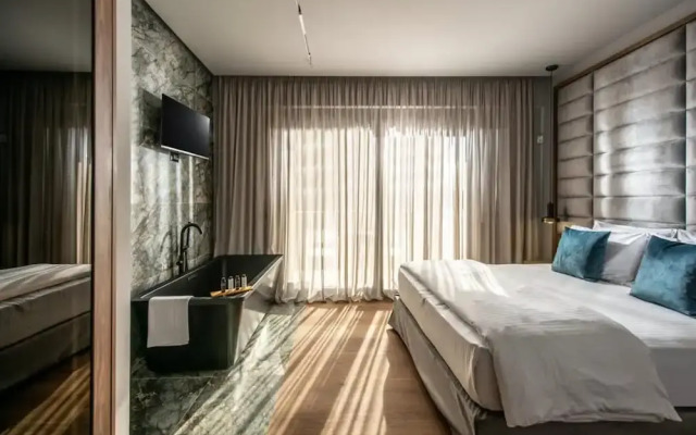 Aqua Villa 1