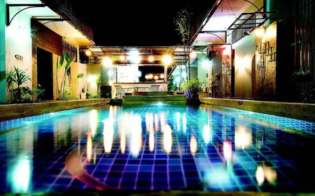Golden Key Boutique Hotel