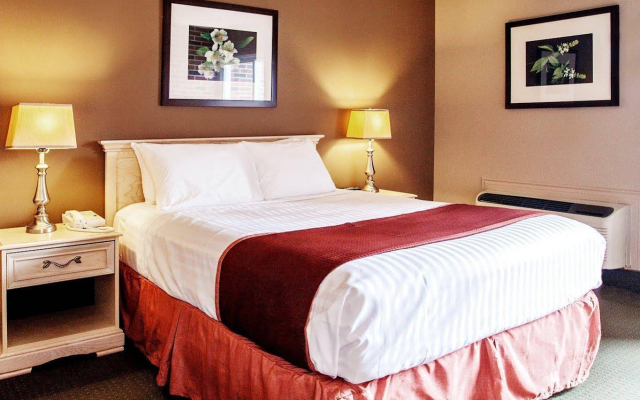 Quality Inn & Conference Centre