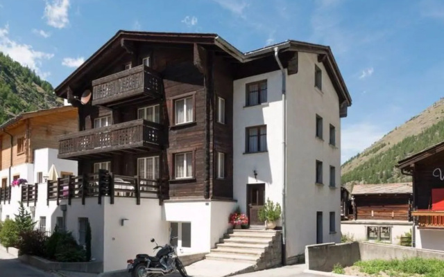 Apartment Zur Post Saas-Almagell 19601
