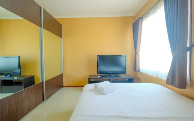 Best Location 1BR Apartment at Thamrin Residence