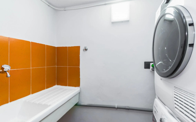 Spacious Apartment Near the Po by Wonderful Italy