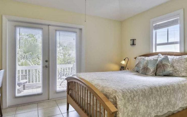 Coral Garden by Avantstay Great Location w/ Balcony & Shared Pool