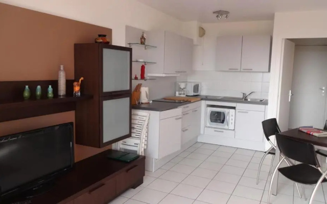 Appartement VUE MER avec terrasse-jardinet à PERROS-GUIREC - Réf 825