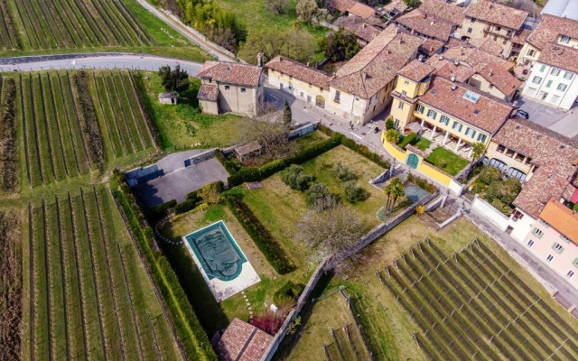 Castello di Brusata Apartment