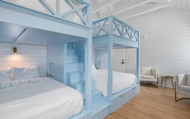 Block Island Bunk House