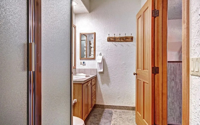 Evergreen Lodge