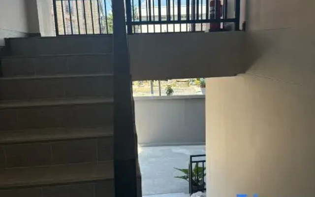 Siri Residence