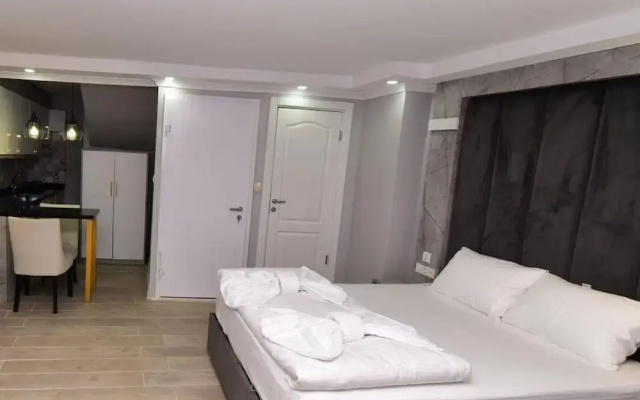 Hotel By Sofia
