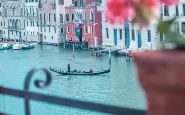Ca’ Zulian Palace - Grand Canal