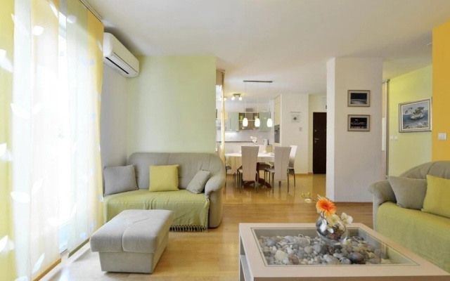 Sama - Modern & Comfortable - A1
