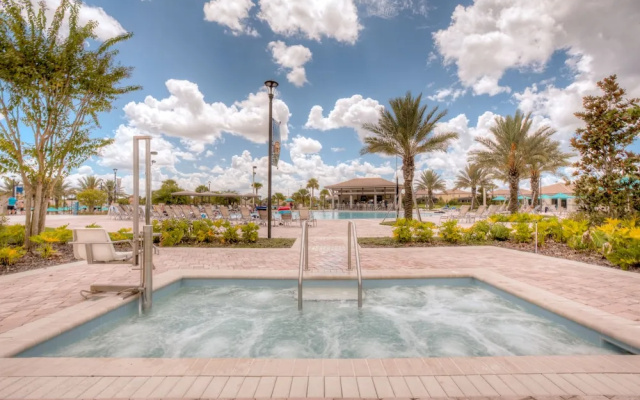 Stunning Home W/private Pool, Minutes From Disney!
