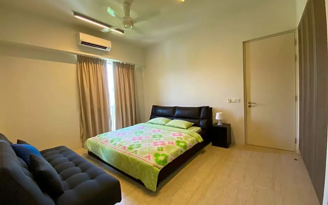 By The Sea @ Luxury Suites, Batu Ferringhi