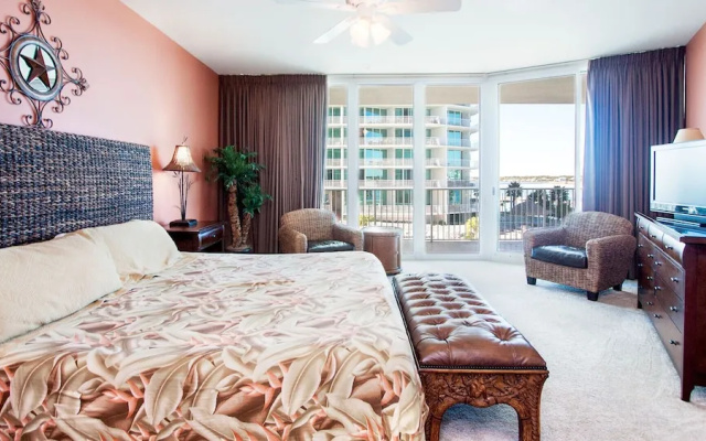 Bayside Condo With Spacious Balcony - Unit Crd0201